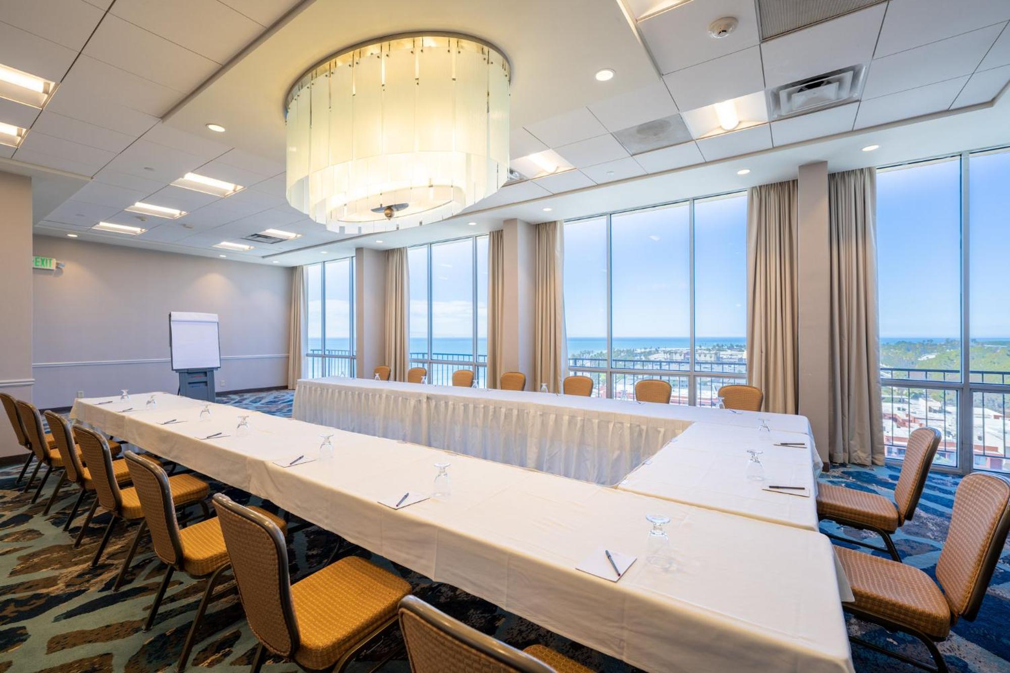 Crowne Plaza Ventura Beach By Ihg Exteriér fotografie
